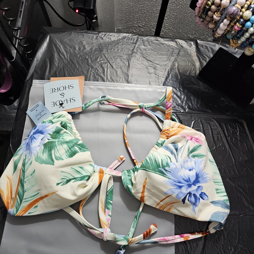 Shade & Shore Tropical Floral Bikini Top